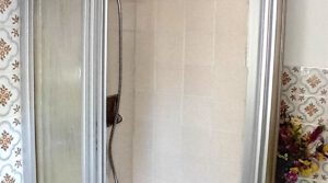 17 Dusche
