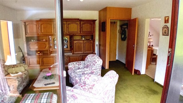 05 Wohnzimmer