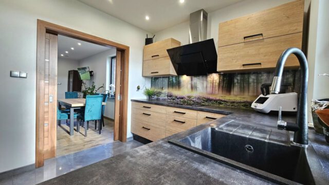 Osieczow-dom-na-przedaz-sprzed