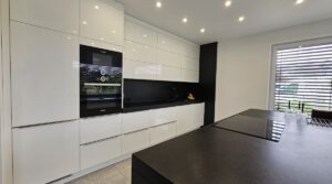 Lasow-ekskluzywny-dom-z-wyposa