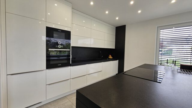 Lasow-ekskluzywny-dom-z-wyposa