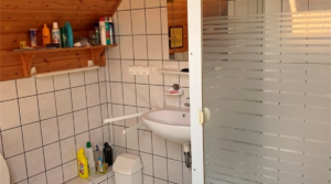Bad mit Dusche OG
